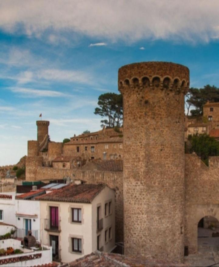 Portal 17 Can Tort Tossa de Mar Bagian luar foto